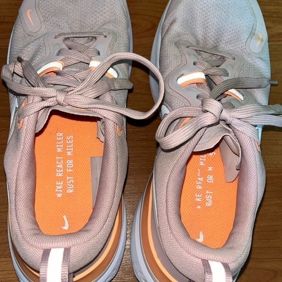Nike React Miler Champagne Orange Pulse Women's Running Shoe Size 9.5 - Picture 5 of 8